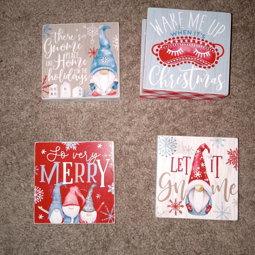 4"x4" Christmas wall and table decor